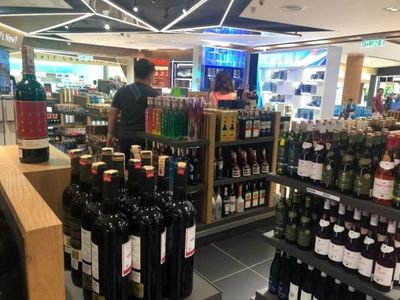 酒業(yè)觀察| 五糧液造的汽車(chē)你會(huì)買(mǎi)嗎?國(guó)窖1573要漲到5000一瓶!